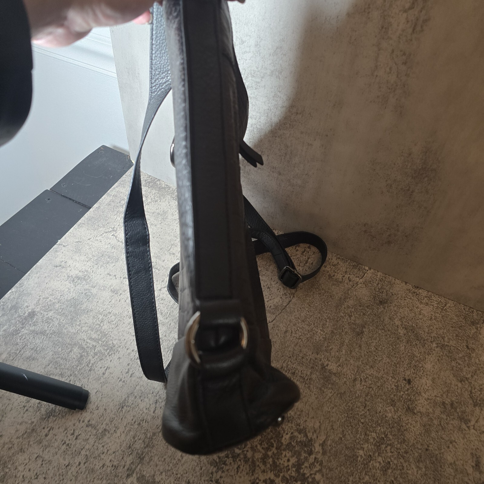 UNION CODE BLACK LEATHER CROCODILE CROSSBODY BAG … - image 5