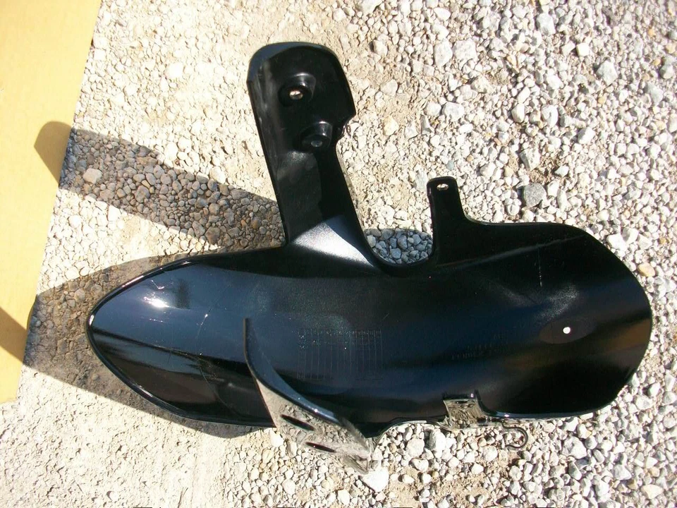 OEM! NOS! New! 2005 - 2007 Suzuki GSXR1000 600 750 Front Fender Fairing Black Foto 3 de 4