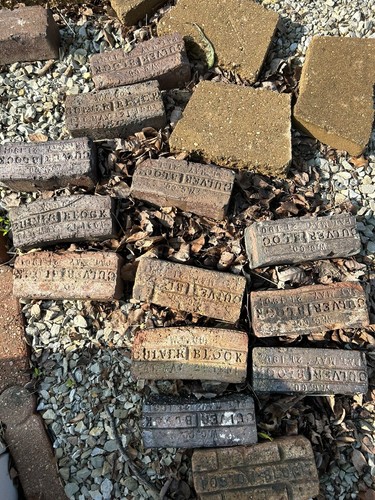 Indy 500/Brickyard 400 antiker Backsteindurchbruch Block W.C. CO  - Bild 4 von 5