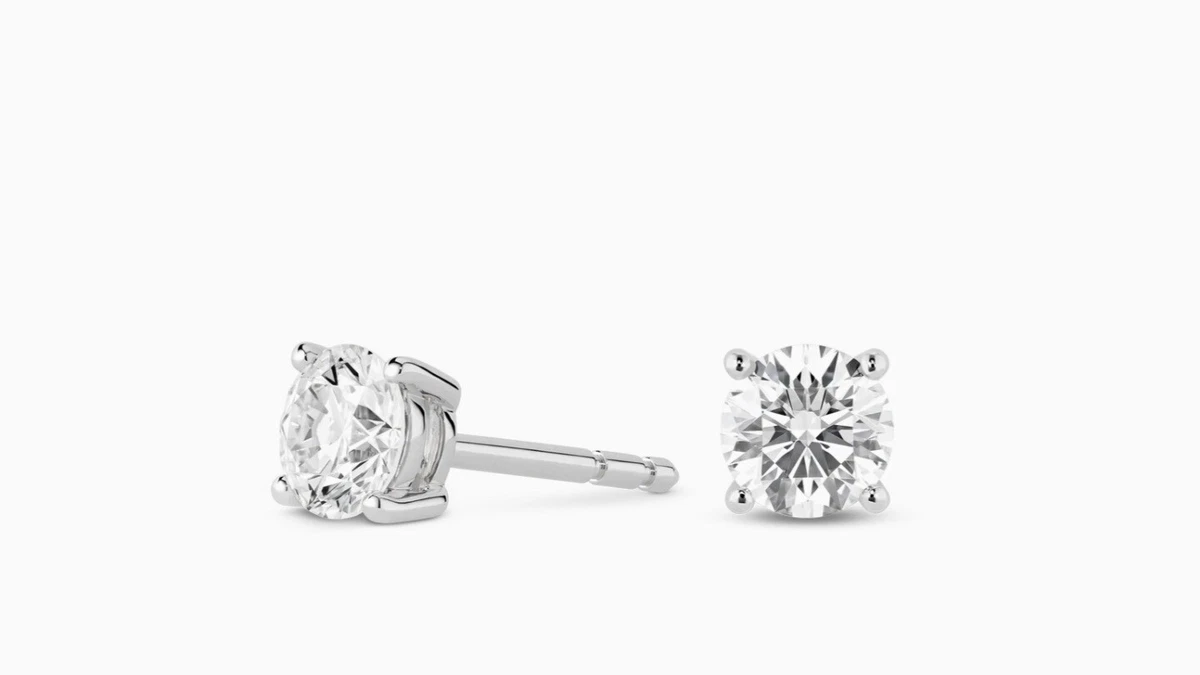 1 TCW Diamond Stud Earrings In 14 Karat White Gold Lab Grown Diamond