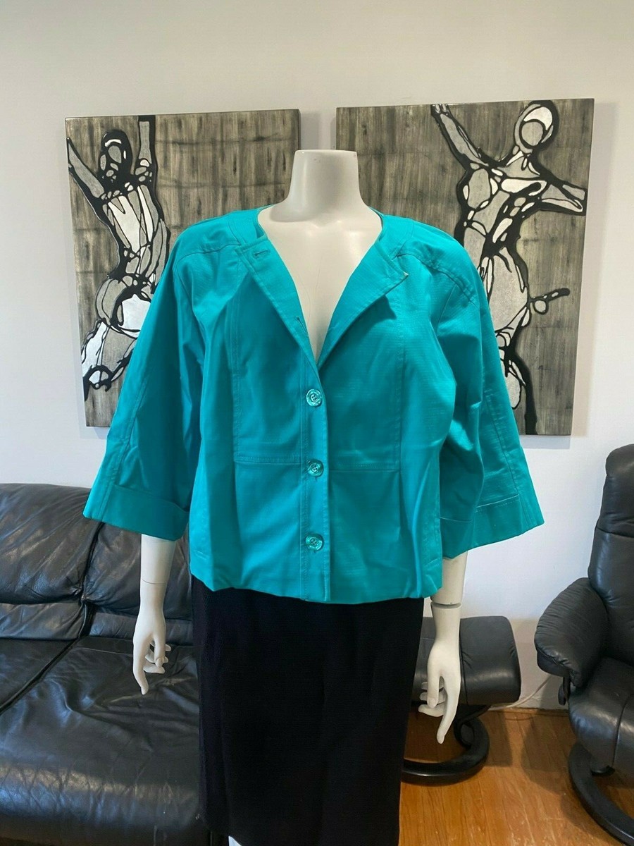 ESCADA フード付きジャケット 36 クリーム ESCADA フード付きジャケット 36 クリーム