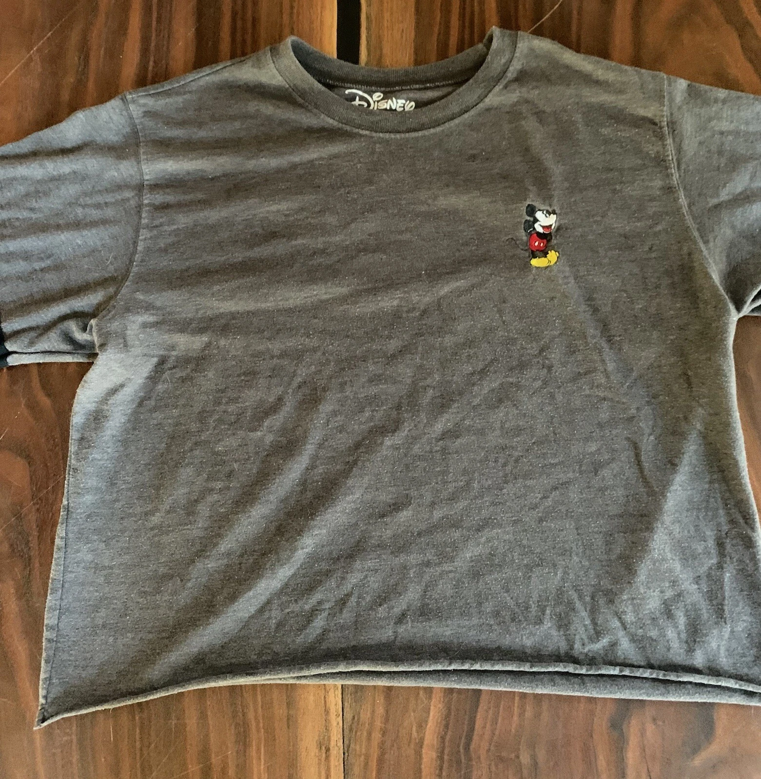 Disney Mickey Mouse Crop Top T Shirt. Women’s Size Medium. Grey