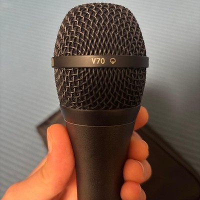 Beyerdynamic TG-V70 Dynamic Microphone Thick Sound Used with Case and Holder