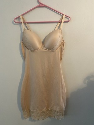 NWOT Spanx Red Hot Sexy Shapewear Slip Lace Accent Hem Adjustable Straps Size L