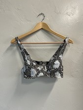 Old Navy Women s Black Bikini Top Medium NWOT Underwire Blue Floral