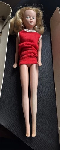 VINTAGE TRESSY Doll Competitor to Mattel Barbie in Original Box with Stand