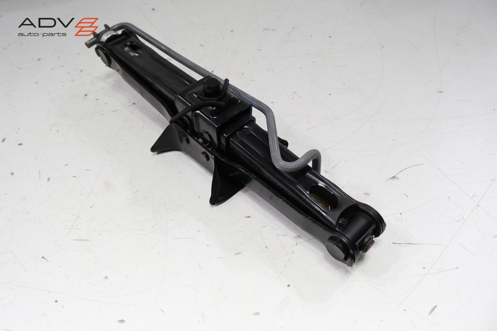 2014-2024 MASERATI GHIBLI EMERGENCY SPARE WHEEL JACK LIFT TOOLS & COMPRESSOR OEM