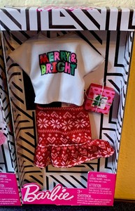 barbie curvy fashion pack