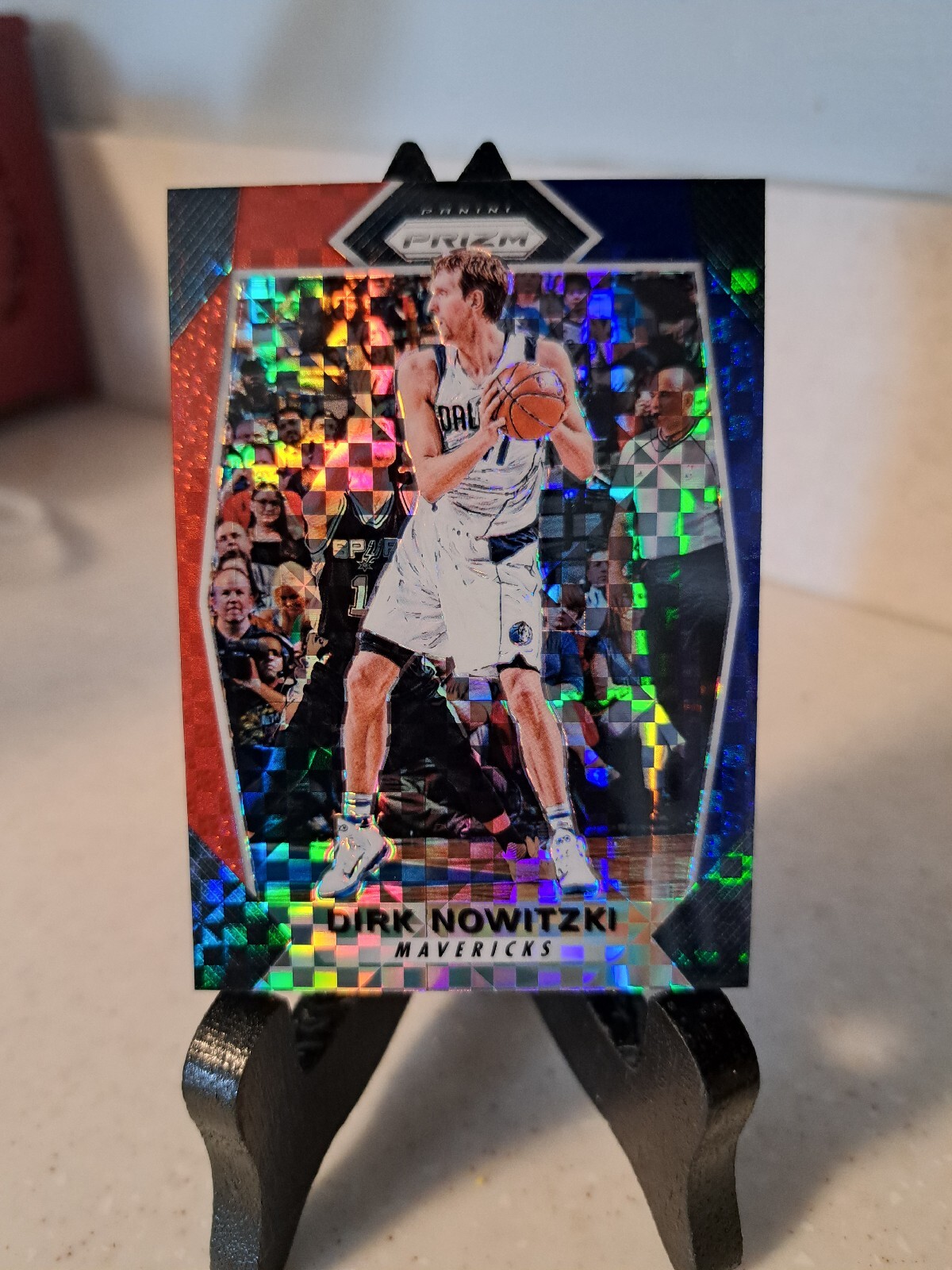 Dirk Nowitzki 2017-18 Panini Prizm RED WHITE BLUE SP #91 DALLAS MAVERICKS