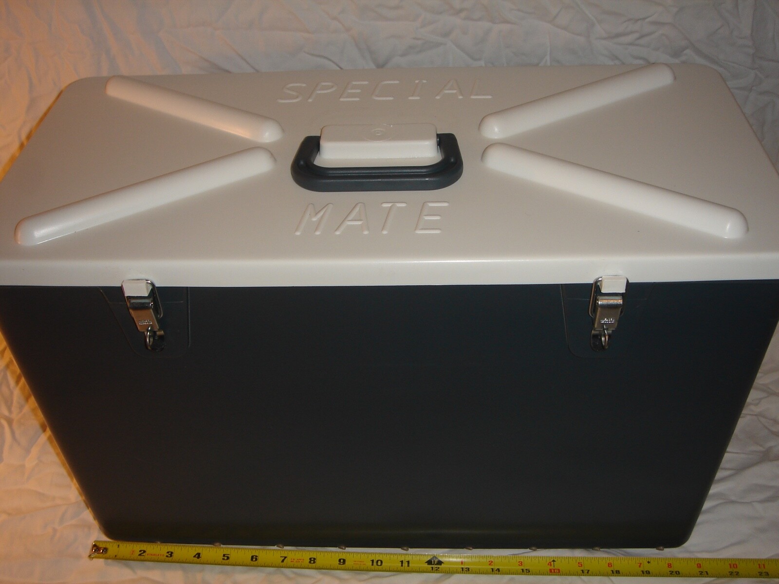 Trinity Special Mate Tackle Box 13" 1345 Holds Up To 45 Musky Bait