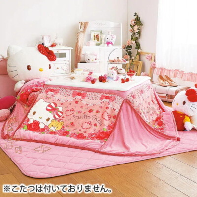Hello Kitty Comforter Kotatsu こたつ掛け布団 新品 s-l400.jpg