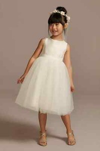 David's Bridal Classic White Dress w/ Tulle Size 7 Flower Girl First Communion