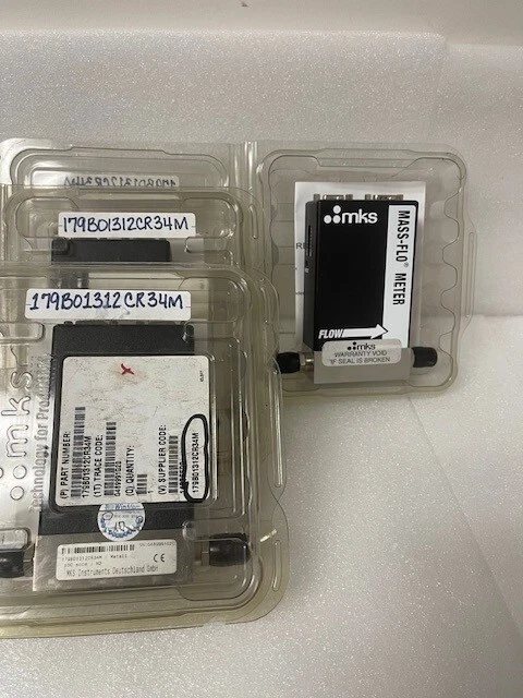 MKS MASS-FLO METER 179B01312CR34M con registro de calibración Foto 2 de 4