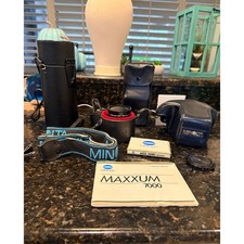 Minolta Maxxum 7000 35mm Film Camera Kit 70-210mm Lens 4000AF Flash Case