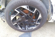 23-25 Kia Sportage 19x7-1/2 5 Spoke Wheel OEM LKQ
