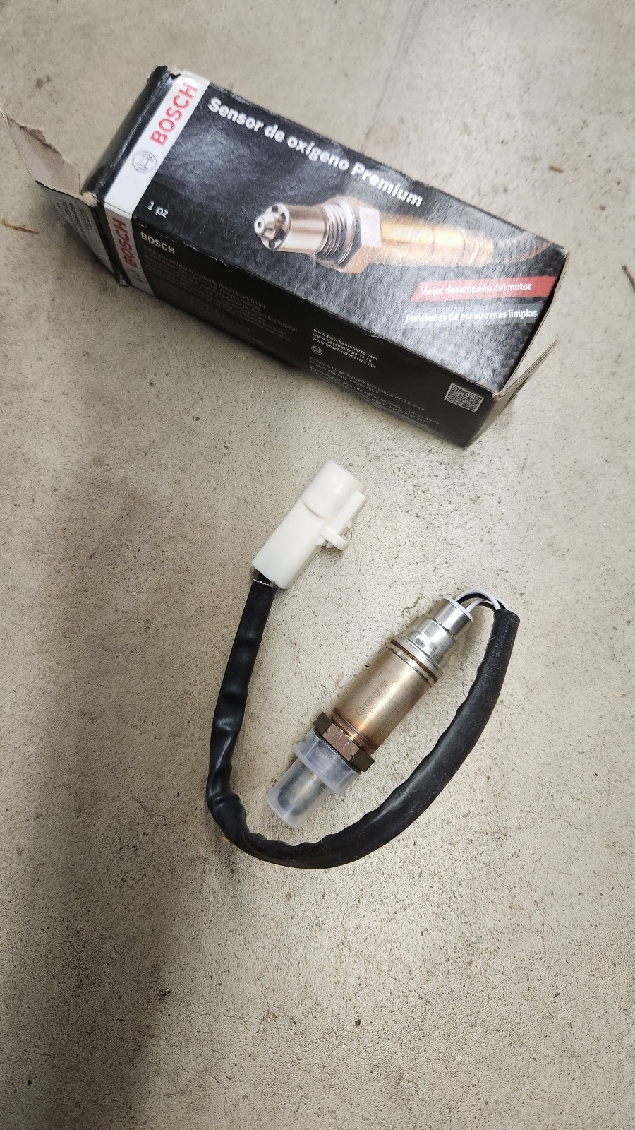 Bosch 15717 Oxygen Sensor for 1993-2015 Ford Lincoln Mazda Mercury Vehicles