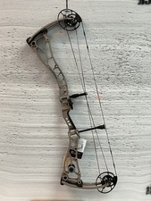 Bowtech Proven 34 RH 70# Sandstone