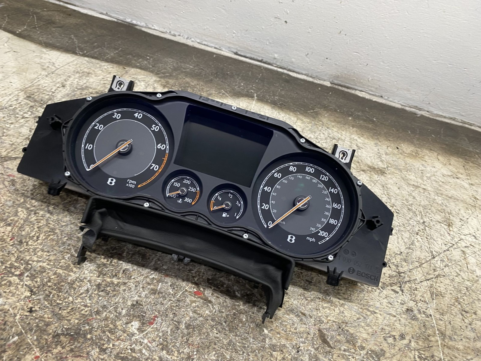 2013-2019 BENTLEY FLYING SPUR OEM SPEEDOMETER INSTRUMENT CLUSTER 3W0920851R