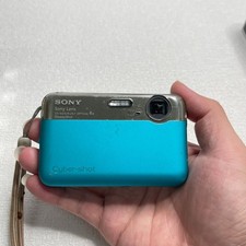 Sony Cyber-shot DSC-J10 16.1MP Digital Camera Built-in USB 4GB 4x Optical Zoom