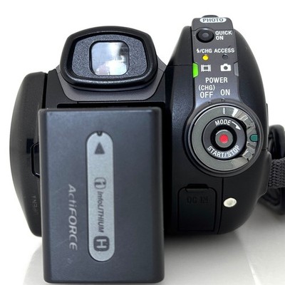 Sony HDR-SR12 Handycam Digital Hi-Vision Camcorders HDD Black carl