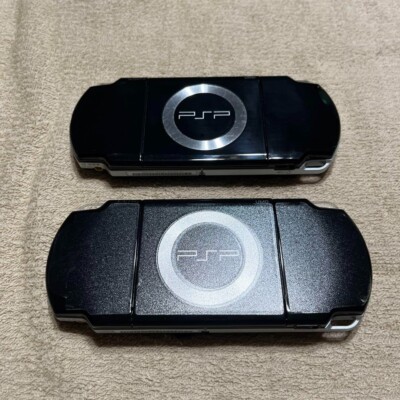 美品　SONY PlayStationPortable PSPJ-20002 Junk Random Color PSP-2000 Console Lot 2 for Parts Sony