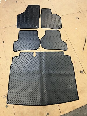 TAILORED FOR FORD C-MAX 2013-2015 - DURABLE RUBBER CAR FLOOR MATS & BOOT MAT SET