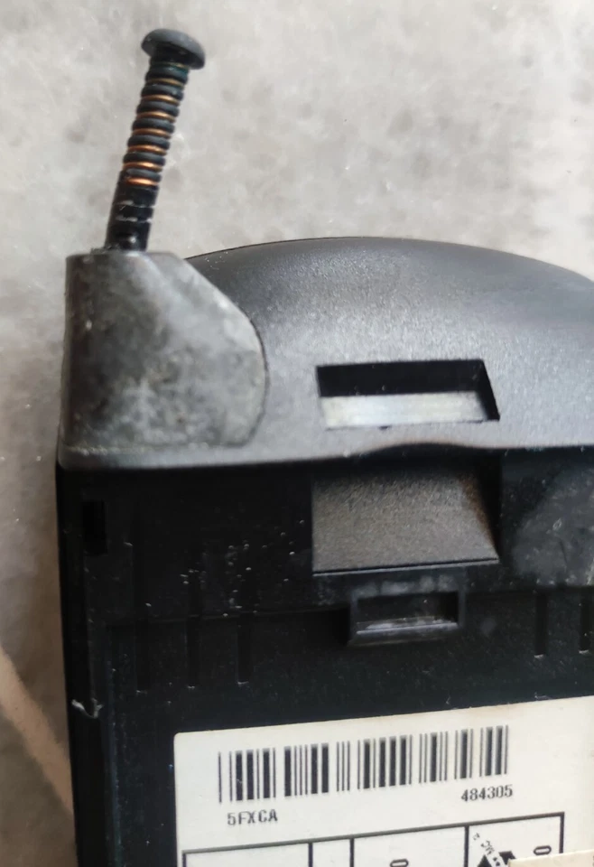 Vintage Preloved old 1999 2000 Motorola Cellphone PCN600 made in UK - Image 3 of 4