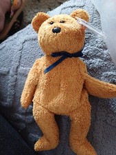 TY BEANIE BABIES BEAR  FUZZ  MINT. RETIRED. PLUSH TOY. 1998.