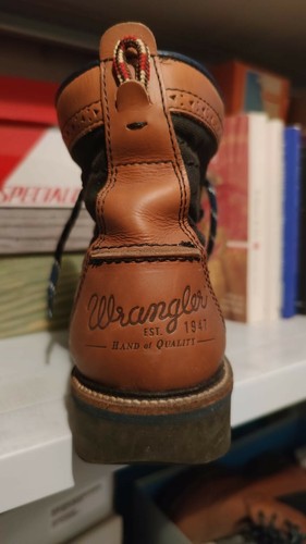 Scarpe in pelle + WRANGLER + PIRELLI + CATERPILLAR TG 41 - Foto 4 di 10