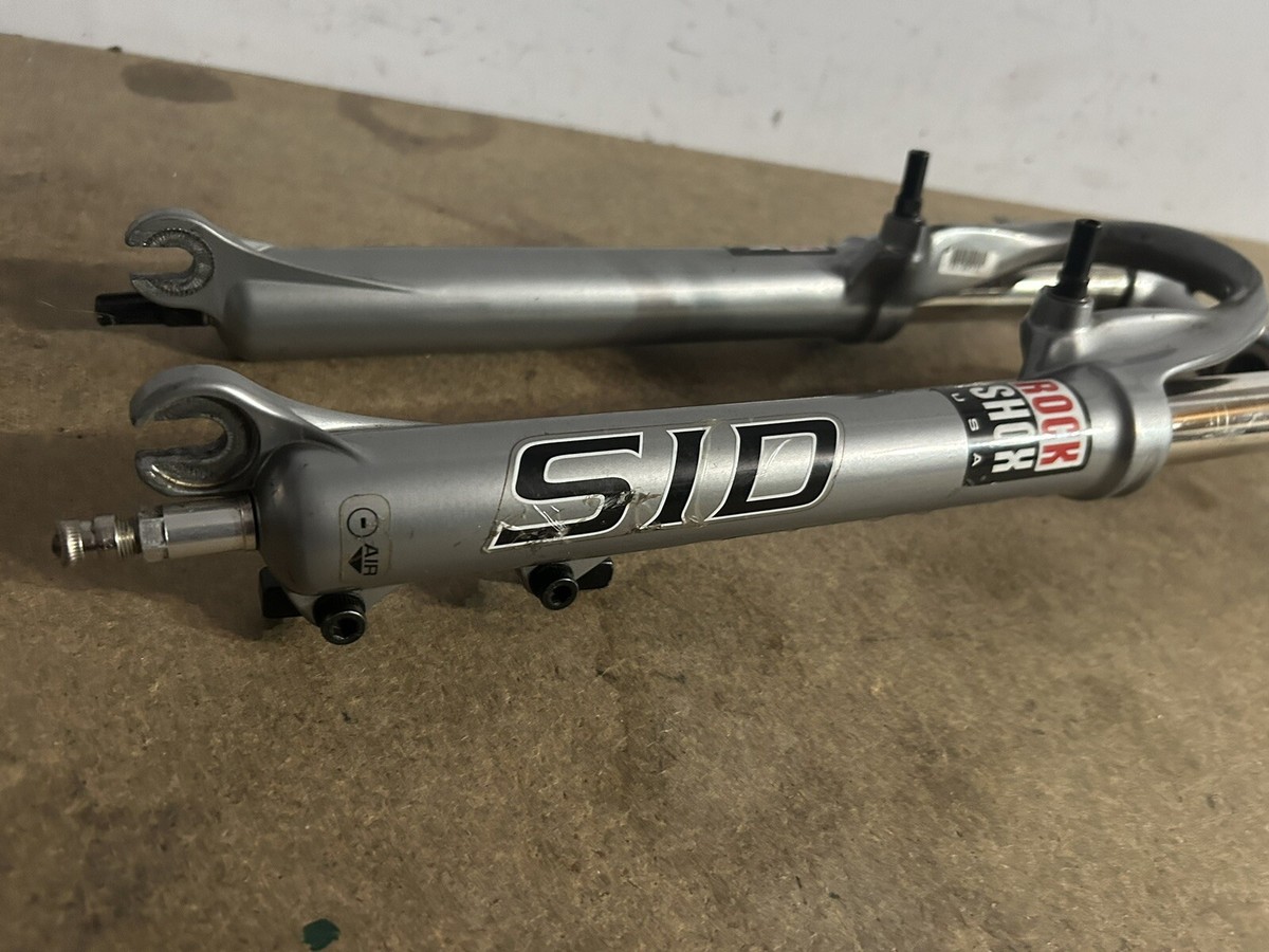 Rock Shox SID Team Fork with Lockout 1 1/8” Straight Steerer