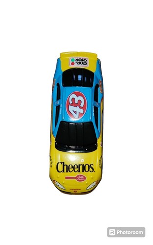 Coches fundidos a presión Dodge Intrepid NASCAR 1:64 Pillsbury Grands And Cheerios #43 - Imagen 3 de 13