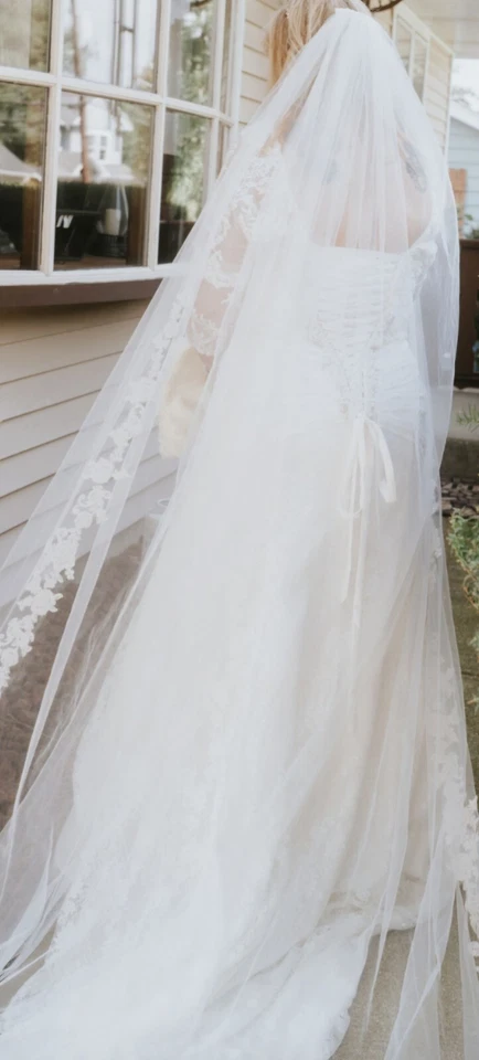 Vestido de novia David's talla 16W Foto 4 de 4