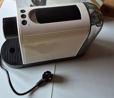 Tchibo Cafissimo Pure Plus Kapselmaschine weiß, neuwertig(2 Monate alt)