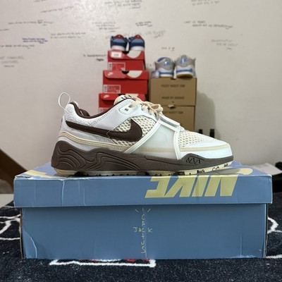 Nike Zoom Field Jaxx Travis Scott  Light Chocolate  - SIZE 10M