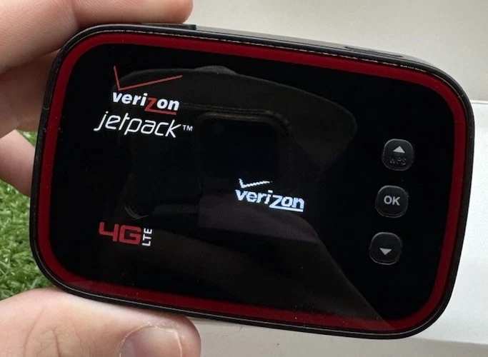 Pantech Verizon Jetpack 4G LTE Mobile Hotspot MHS291LVW. d2 - Image 2 of 4