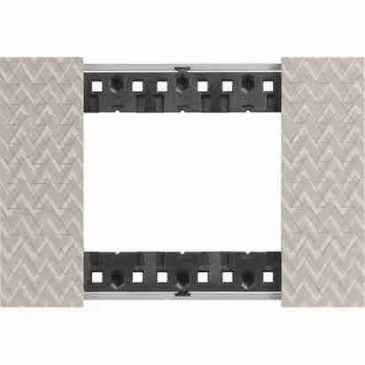 Placca Living Now 3 Posti KA4803MM BTicino Optic | Design Minimal
