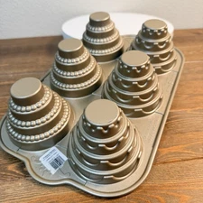 Nordic Ware Tiered Cakelet Pan Cast Aluminum Makes 6 Cakelets  / USA
