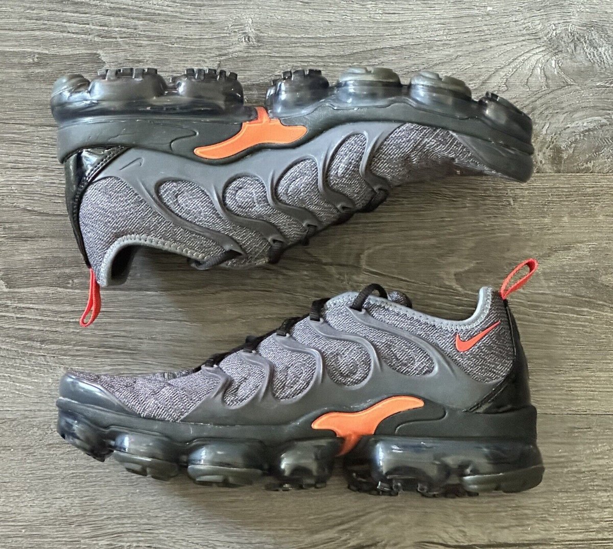 team orange vapormax