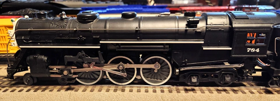 Lionel 8606 784 HUDSON LOCO AND TENDER IN EXCELLENT CONDITION IN ORIGINAL BOX. - Image 4 of 4