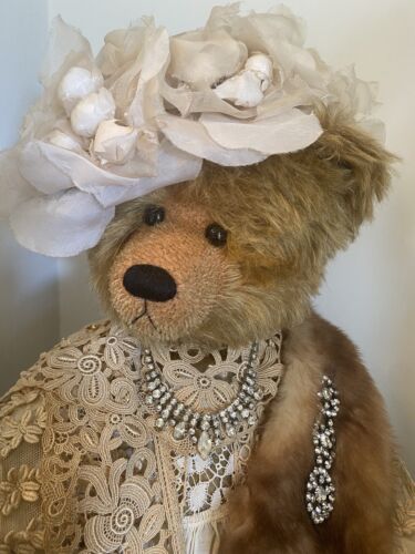Vintage Style Brown Mohair Bear Edwardian Lace Stunning Headpiece Jewellery 52cm - Picture 1 of 8