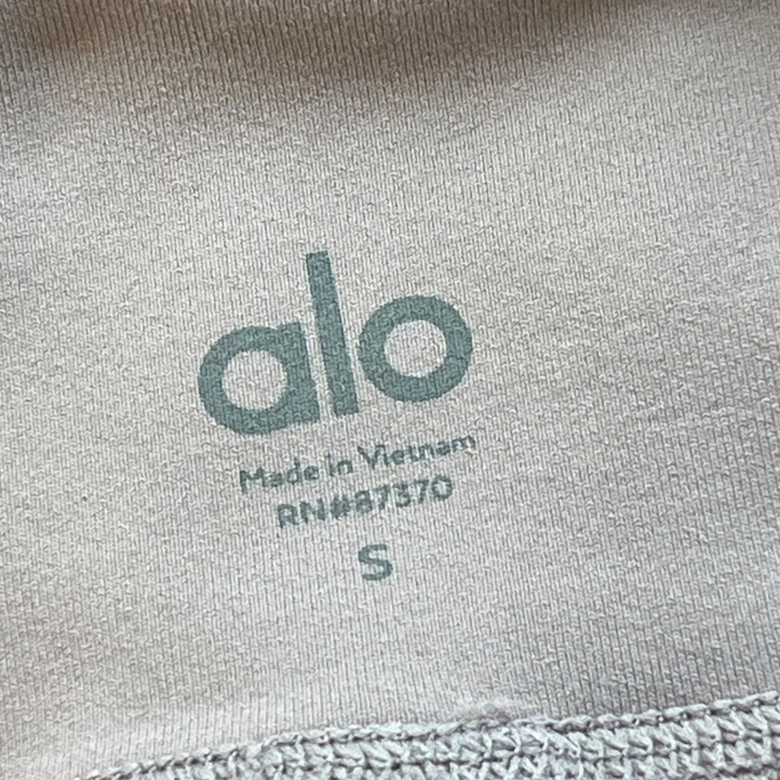 alo-yoga high waist performance zipper back active leggings