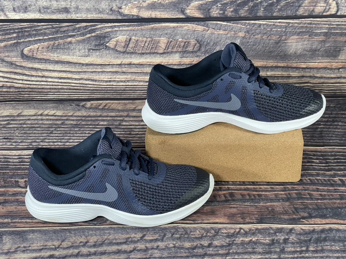 nike revolution 4 blue