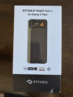Pitaka Galaxy Z Flip 4 - Carbon FIber Magnetic Case