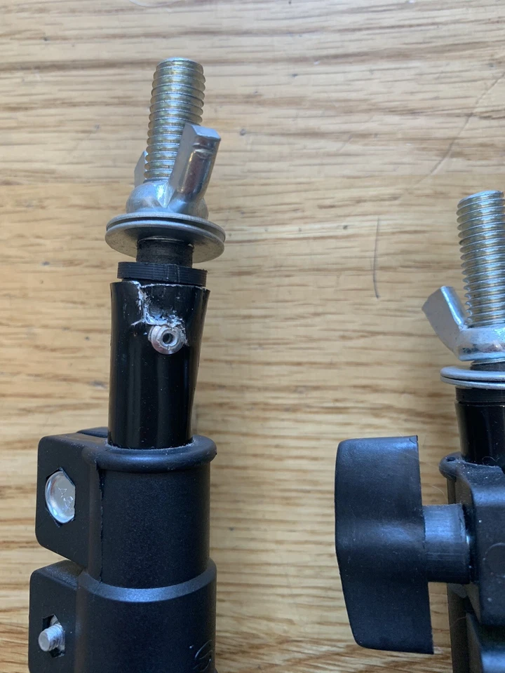 Soporte de telón de fondo fotográfico UTEBIT 6,5x9 pies (plegable) Foto 3 de 3