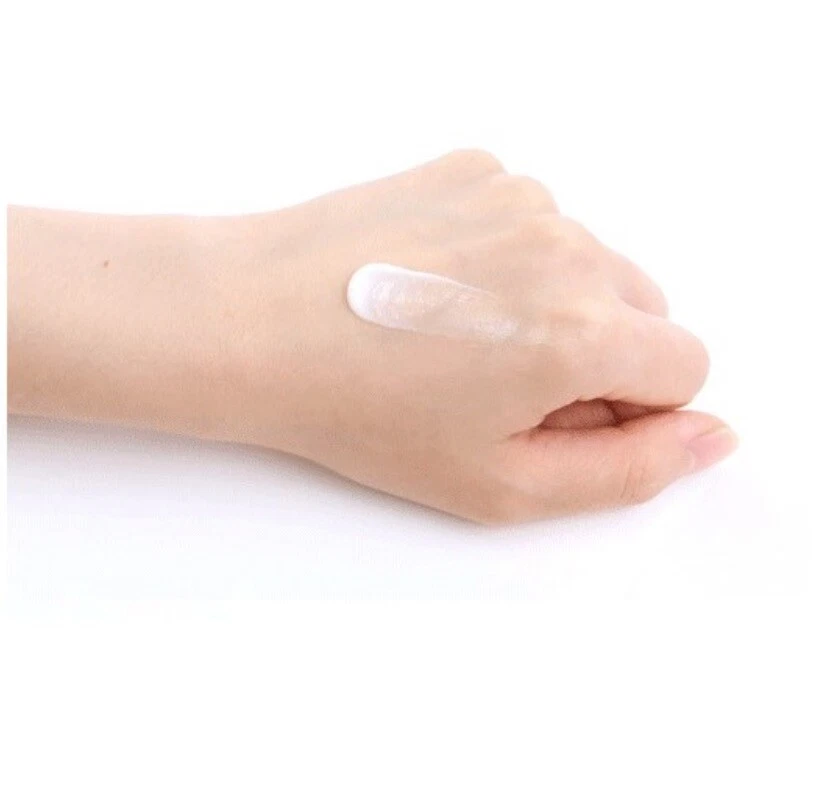 Snail Essential EX Wrinkle Solution Eye Cream 30ml - Image 2 of 2