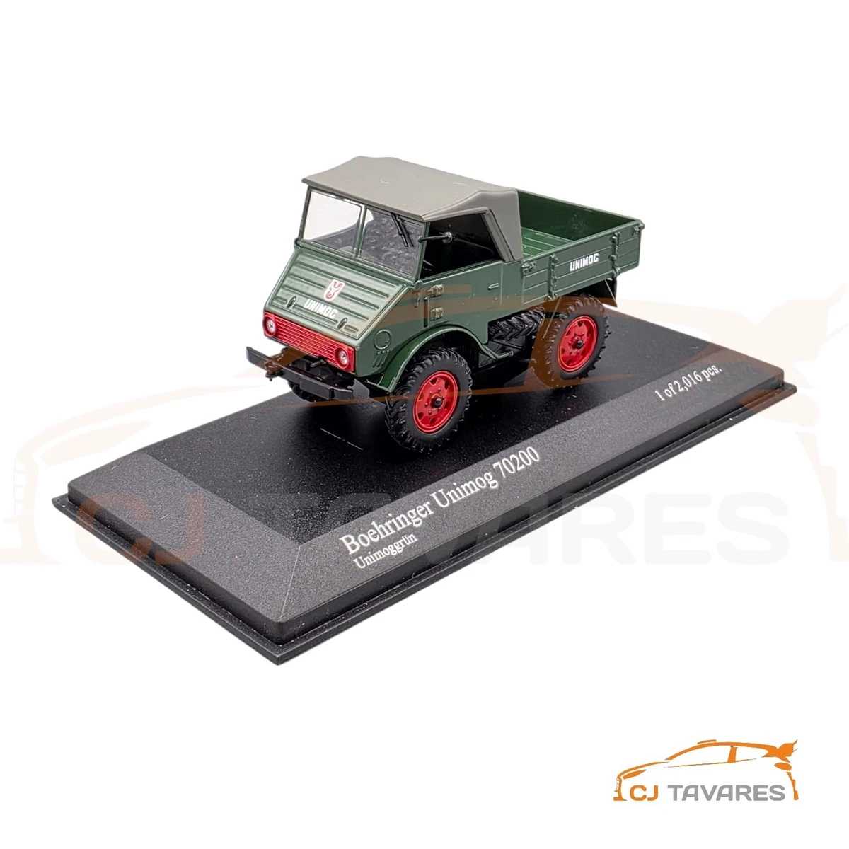 Le camion militaire Unimog Mercedes Benz en miniature par Dinky Toys au 1/50e