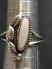 STERLING SILVER 925 Lot Ring A22 Sz 7 Navajo Dainty MOP Mother Of Pearl Feather