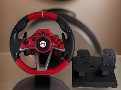 Nintendo Switch Mario Kart Hori NSW-228U Racing Wheel Pro Deluxe With Pedals NES
