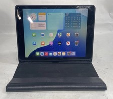 Apple iPad 7 32GB A2200 Space Gray Unlocked - CASE INCLUDED READ bundle