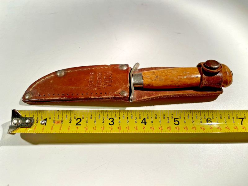 Swedish Vintage Mora Hunting Knife w/ Leather Sheath Norwegian GREAT CONDITION!!
